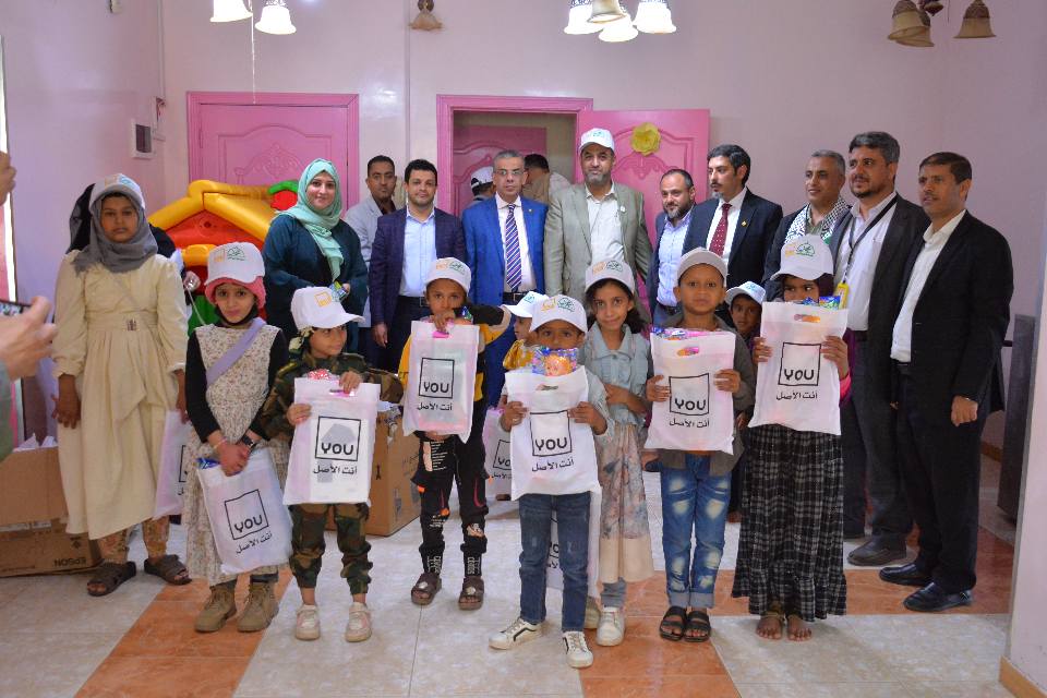 زيارة وفد شركة يو تليكوم الى المؤسسة ومستشفى الأمل